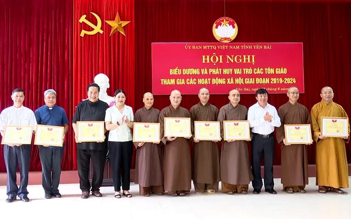 yen-bai-bieu-duong-vai-tro-cua-cac-ton-giao-tham-gia-cac-hoat-dong-xa-hoi-giai-doan-2019-2024