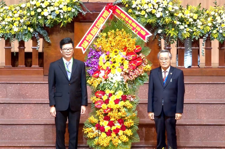 pho-truong-ban-ban-ton-giao-chinh-phu-nguyen-tien-trong-chuc-mung-dai-hoi-dong-giao-pham-hoi-thanh-tin-lanh-viet-nam-mien-nam
