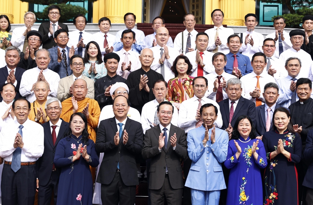 gia-tri-cua-tu-tuong-ho-chi-minh-ve-tin-nguong-ton-giao-va-su-van-dung-de-bao-ve-nen-tang-tu-tuong-cua-dang-trong-cong-tac-ton-giao-o-viet-nam-hien-nay
