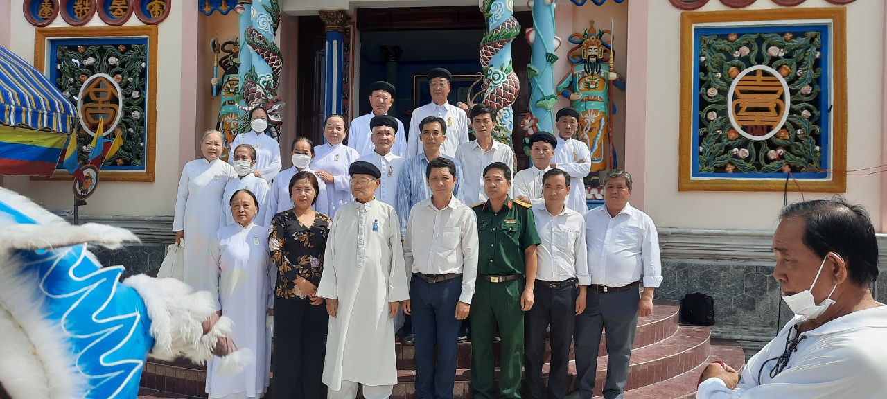 le-an-vi-thanh-tuong-thien-nhan-thanh-that-lien-xa-phu-phung-vinh-binh-tinh-ben-tre