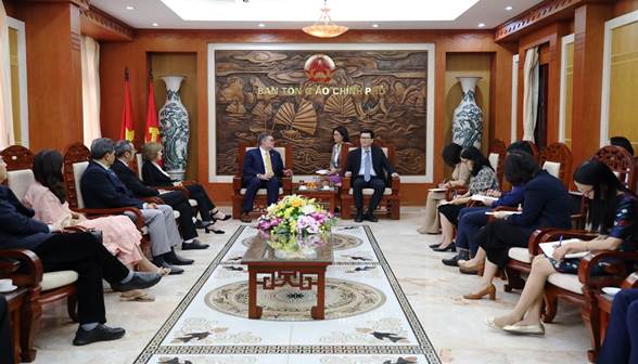 pho-truong-ban-ban-ton-giao-chinh-phu-nguyen-tien-trong-tiep-doan-vien-lien-ket-toan-cau-ige-va-cac-muc-su-tin-lanh-quoc-te