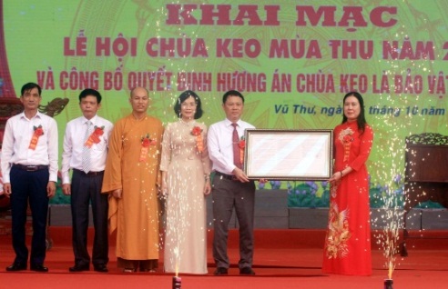 doc-ban-huong-an-chua-keo-la-bao-vat-quoc-gia
