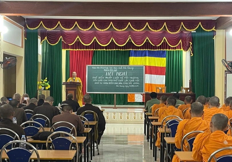 chuc-sac-chuc-viec-nha-tu-hanh-phat-giao-tinh-bac-giang-tham-du-hoi-nghi-pho-bien-chinh-sach-phap-luat-tin-nguong-ton-giao