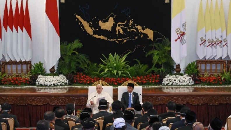 giao-hoang-francis-cong-du-chau-a-thai-binh-duong