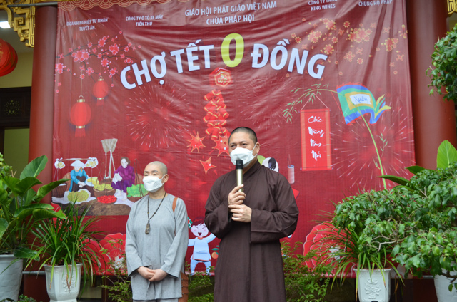 chua-phap-hoi-thanh-pho-da-nang-to-chuc-cho-tet-0-dong