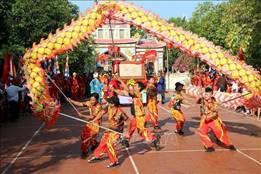 de-nghi-dua-le-hoi-dinh-thay-thim-vao-danh-muc-di-san-van-hoa-phi-vat-the-quoc-gia