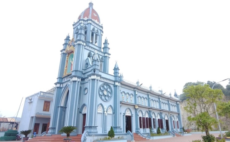 dong-bao-cong-giao-quang-ninh-tham-gia-xay-dung-nong-thon-moi-va-do-thi-van-minh