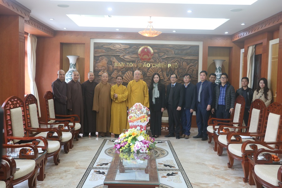 doan-giao-hoi-phat-giao-viet-nam-tham-chuc-tet-ban-ton-giao-chinh-phu