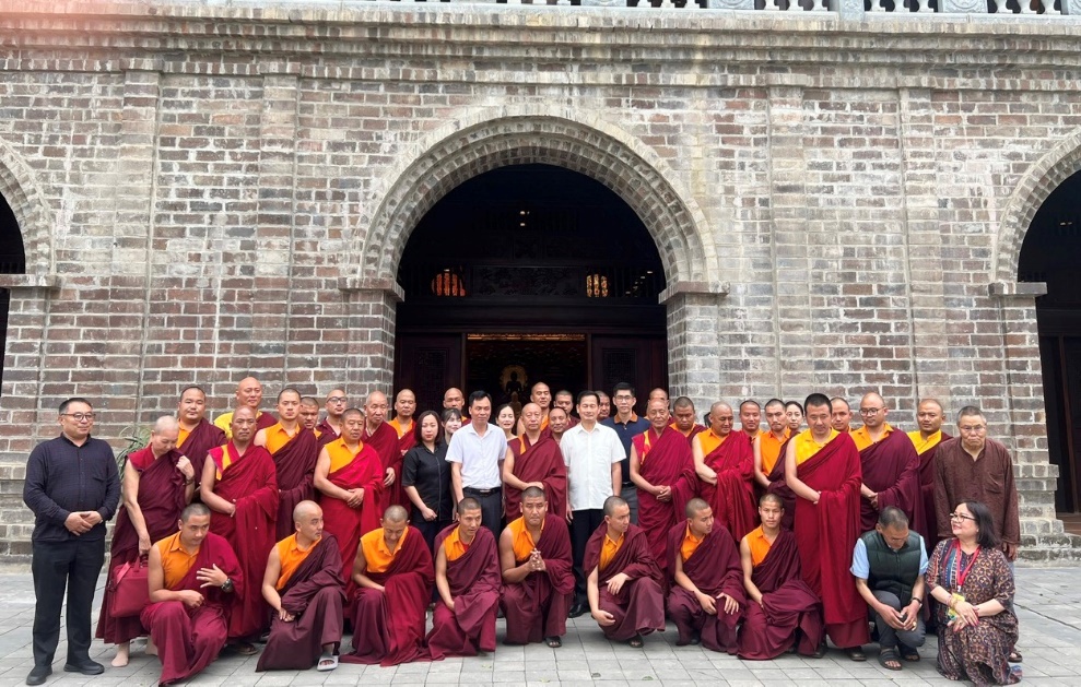 doan-cong-tac-so-noi-vu-tinh-ha-nam-tham-lam-viec-voi-doan-phat-giao-dong-truyen-thua-co-mat-kathog-cua-bhutan-va-an-do