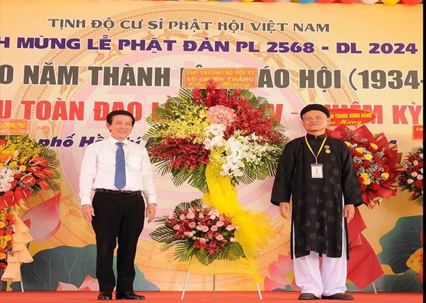 pho-truong-ban-ban-ton-giao-chinh-phu-nguyen-anh-chuc-chuc-mung-giao-hoi-tinh-do-cu-si-phat-hoi-viet-nam