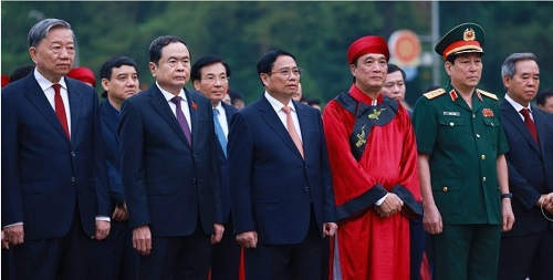 thu-tuong-chinh-phu-pham-minh-chinh-du-le-dang-huong-tuong-niem-cac-vua-hung-tai-le-gio-to-hung-vuong
