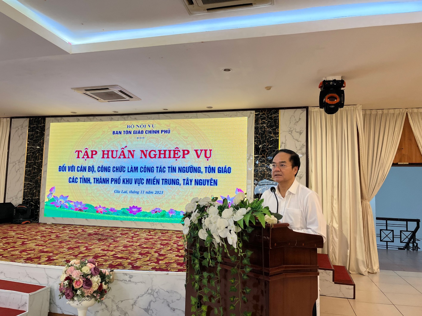ban-ton-giao-chinh-phu-to-chuc-tap-huan-nghiep-vu-doi-voi-can-bo-cong-chuc-lam-cong-tac-tin-nguong-ton-giao-cac-tinh-thanh-pho-khu-vuc-mien-trung-tay-nguyen