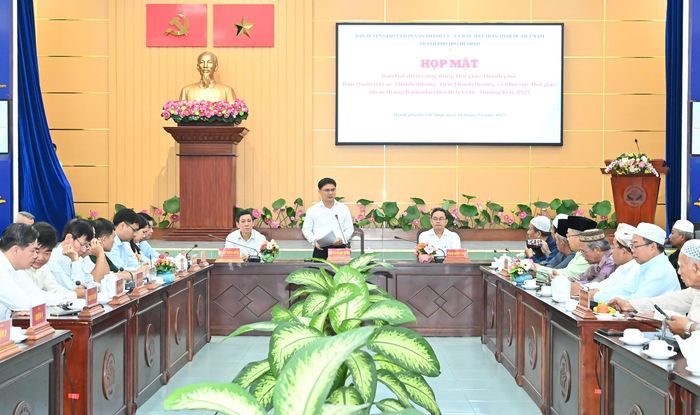 thanh-pho-ho-chi-minh-hop-mat-cong-dong-hoi-giao-nhan-dip-thang-ramadan