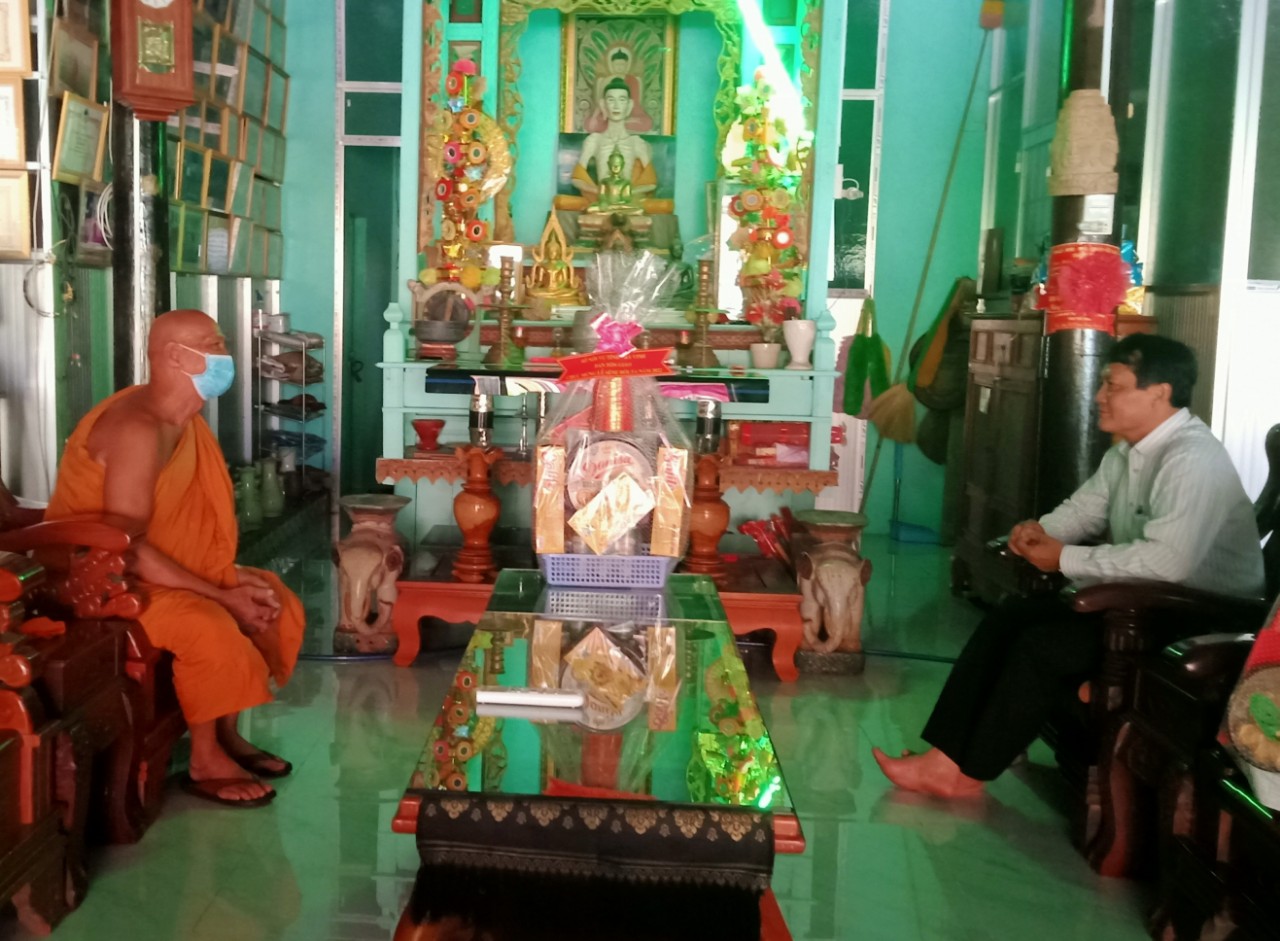 ban-ton-giao-tra-vinh-tham-chuc-mung-le-sene-dolta-nam-2022