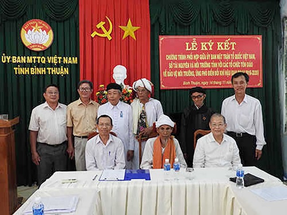 cac-ton-giao-huyen-tanh-linh-tinh-binh-thuan-chung-tay-bao-ve-moi-truong