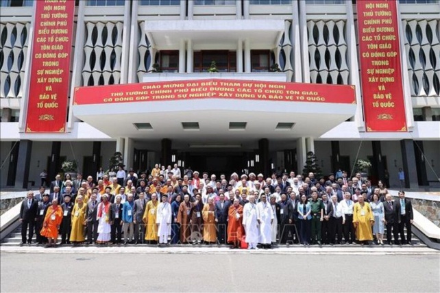 no-luc-dam-bao-quyen-tu-do-ton-giao-phan-bac-luan-dieu-xuyen-tac-tinh-hinh-tu-do-ton-giao-o-viet-nam