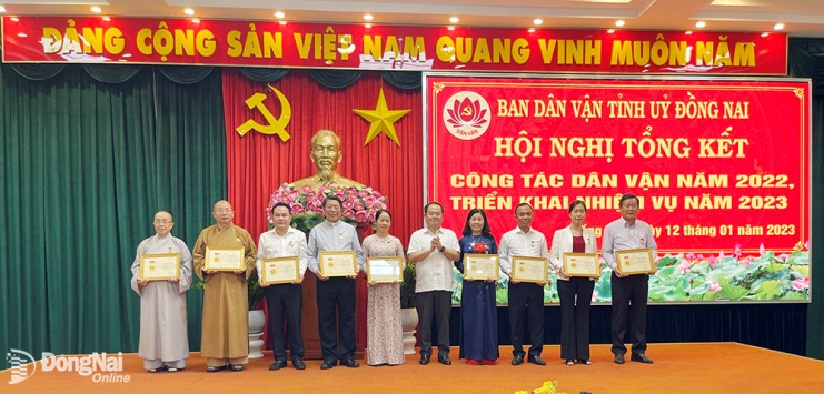 phat-huy-vai-tro-cac-to-chuc-ton-giao-trong-xay-dung-khoi-dai-doan-ket-toan-dan-toc
