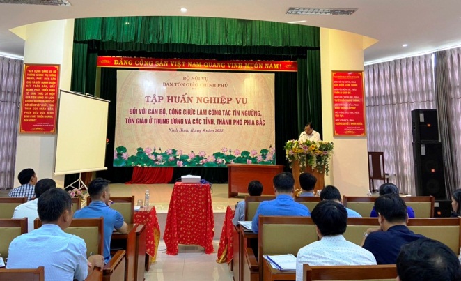 tap-huan-nghiep-vu-cho-cong-chuc-lam-cong-tac-tin-nguong-ton-giao-khu-vuc-phia-bac