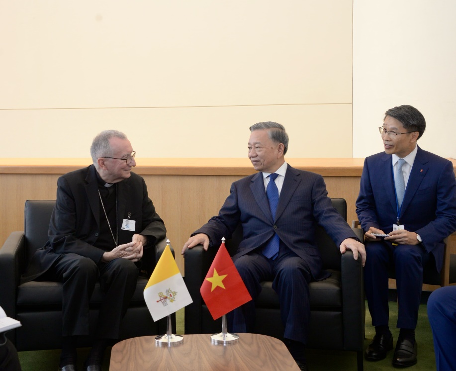 tong-bi-thu-chu-tich-nuoc-to-lam-gap-thu-tuong-toa-thanh-vatican