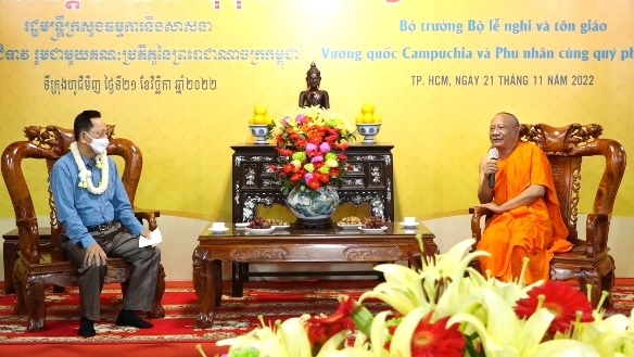 bo-truong-bo-le-nghi-va-ton-giao-vuong-quoc-campuchia-tham-chua-candaransi