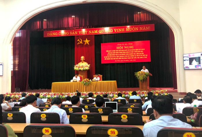 ha-tinh-tong-ket-10-nam-thuc-hien-chi-thi-ve-tiep-tuc-day-manh-thuc-hien-nep-song-van-minh-trong-viec-cuoi-viec-tang-le-hoi