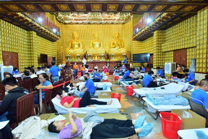chua-giac-ngo-tao-dung-net-dep-van-hoa-hien-mau-nhan-dao-trong-cong-dong-o-thanh-pho-mang-ten-bac