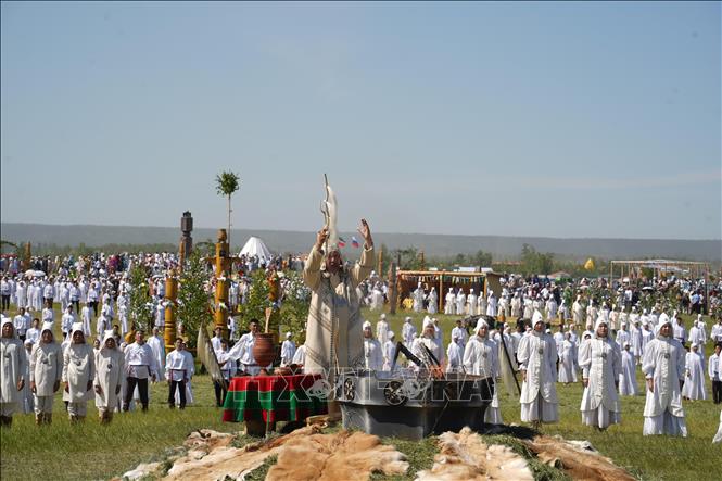 le-hoi-nam-moi-ysyakh-tuymaada-doc-dao-cua-nguoi-yakut-tai-nga