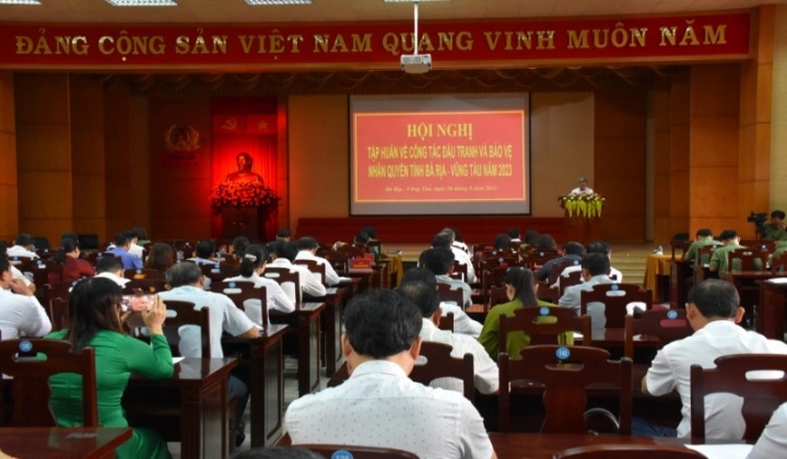 ba-ria-vung-tau-to-chuc-tap-huan-ve-cong-tac-dau-tranh-va-bao-ve-nhan-quyen