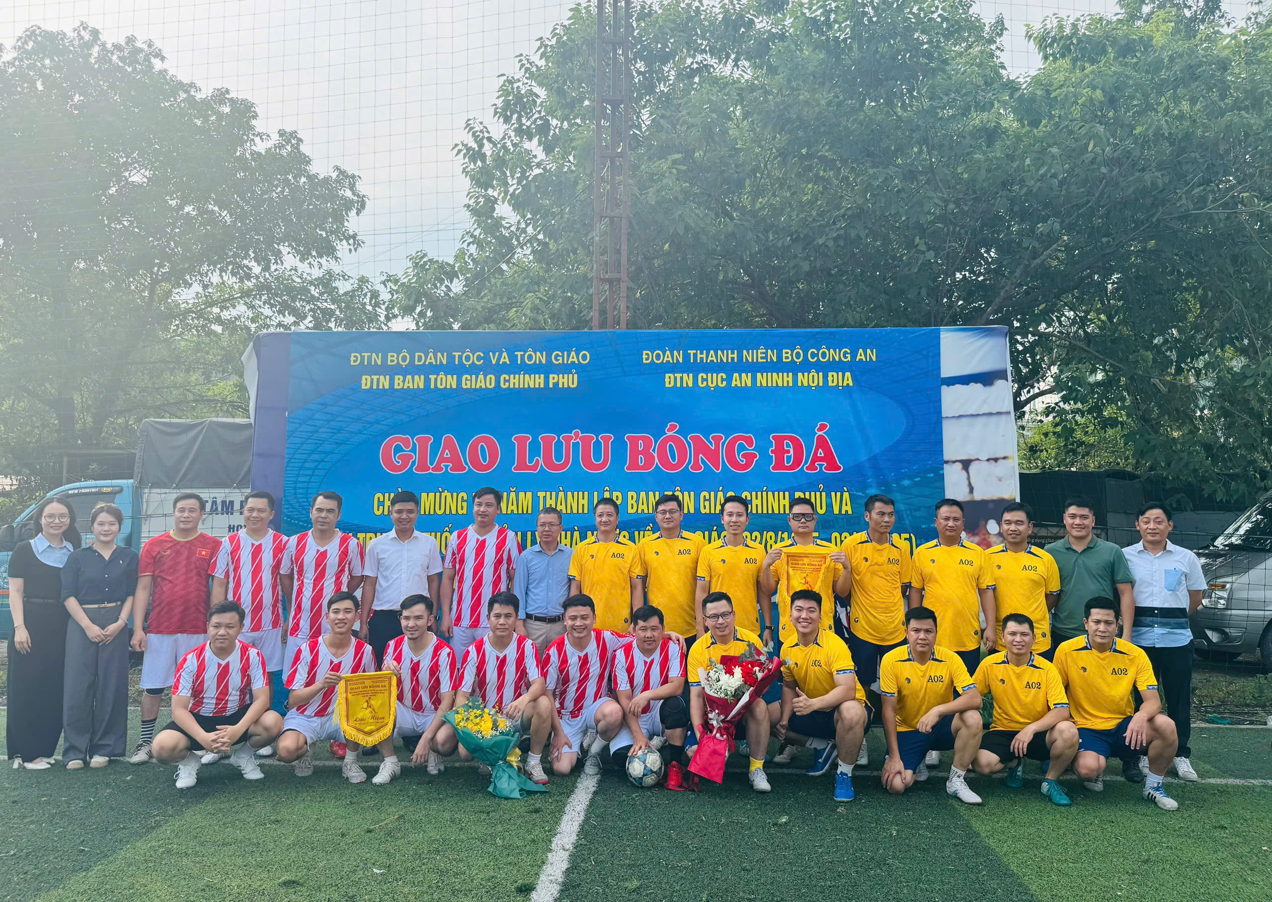 giao-luu-bong-da-chao-mung-70-nam-thanh-lap-ban-ton-giao-chinh-phu-va-ngay-truyen-thong-nganh-quan-ly-nha-nuoc-ve-ton-giao-281955-282025