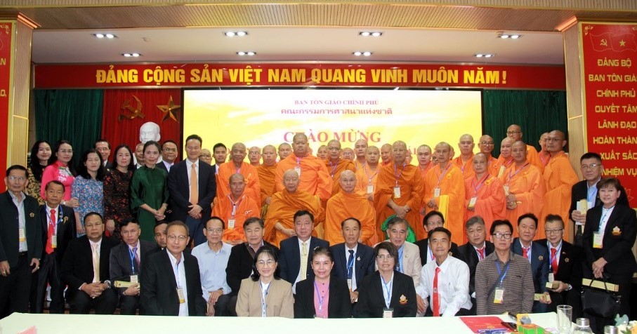 pho-truong-ban-ban-ton-giao-chinh-phu-tran-thi-minh-nga-tiep-doan-phat-giao-an-nam-tong-thai-lan