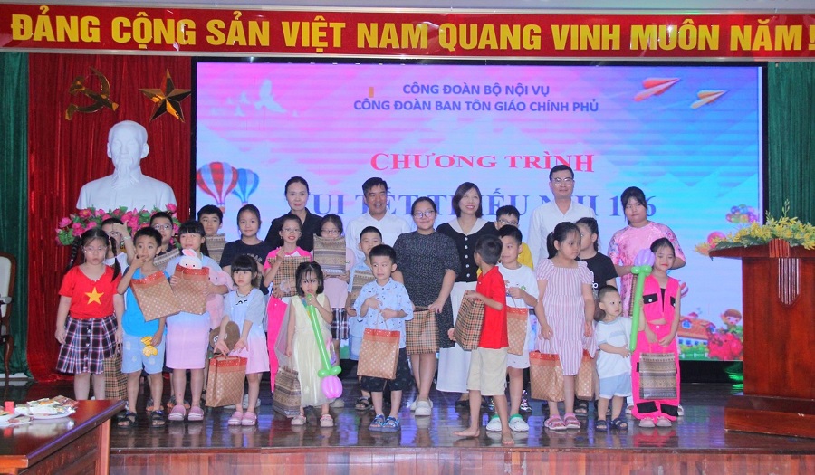 ban-ton-giao-chinh-phu-to-chuc-chuong-trinh-vui-tet-thieu-nhi-16