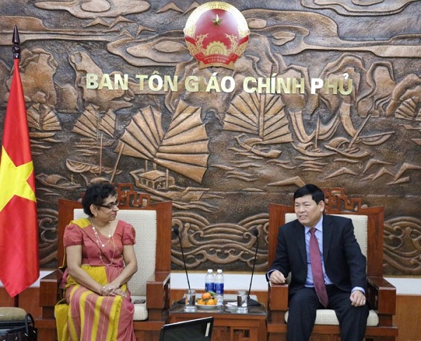 Lanh_dao_Ban_Ton_giao_Chinh_phu_tiep_Dai_su_Srilanka