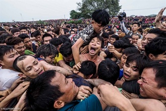 Chan_chinh_tieu_cuc_trong_hoat_dong_le_hoi__Truc_dien_tung_diem__nong_