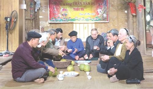 Nguoi_Cao_Lan_o_Phu_Tho_don_Tet