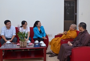 Ban_Dan_van_Thanh_uy_TP_HCM_chuc_Tet_bao_Giac_Ngo