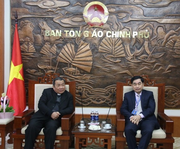 Cac_to_chuc_Cong_giao_tham_va_chuc_Tet_Ban_Ton_giao_Chinh_phu