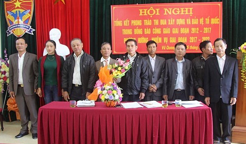 Tong_ket_phong_trao_thi_dua_xay_dung_va_bao_ve_To_quoc_trong_dong_bao_Cong_giao_huyen_Vu_Quang__tinh_Ha_Tinh_giai_doan_2012___2017