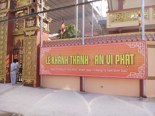 Le_lac_thanh_chua_Kim_Linh__thi_tran_Cho_Gao__huyen_Cho_Gao__Tien_Giang