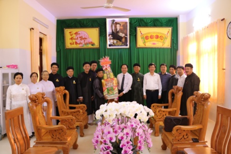 Doan_Ban_Ton_giao_Chinh_phu_tham_va_chuc_tet_Giao_hoi_Tinh_do_Cu_si_Phat_hoi_Viet_Nam