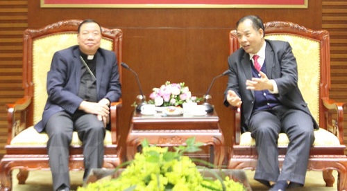 Giam_muc_Giao_phan_Hai_Phong_chuc_Tet_Dang_bo_tinh_Hai_Duong