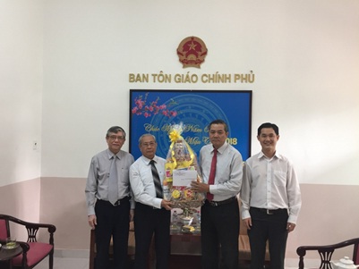 Cac_to_chuc_ton_giao_tham_va_chuc_Tet_Ban_Ton_giao_Chinh_phu