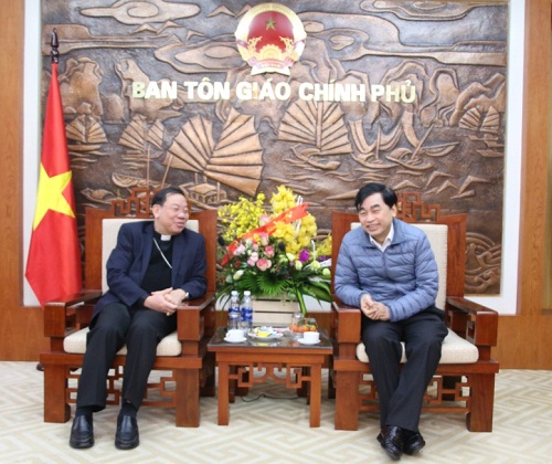 Toa_giam_muc_Hai_Phong_chuc_Tet_Ban_Ton_giao_Chinh_phu