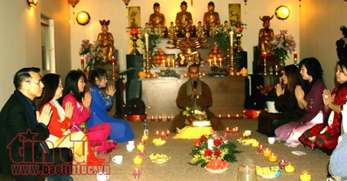 Sec__Thien_tra_ve_vai_tro_phu_nu_Viet_trong_luu_truyen_van_hoa_dan_toc