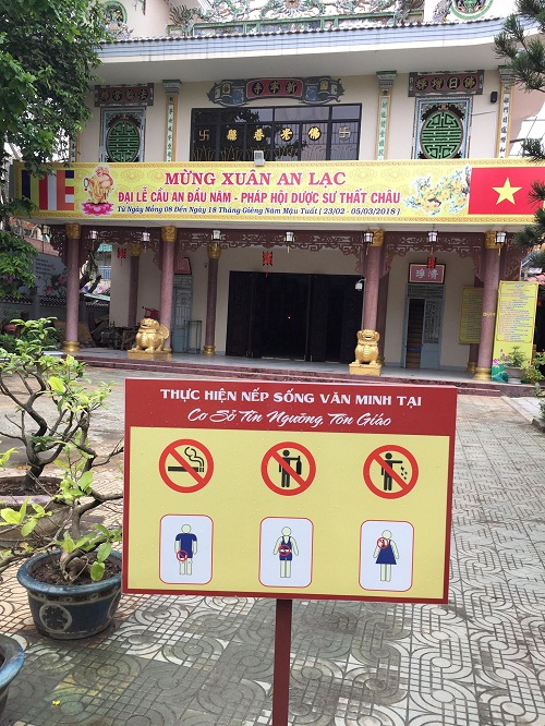 Da_Nang__Lap_dat_pano_tuyen_truyen_xay_dung_nep_song_van_minh_tai_cac_co_so_tin_nguong__ton_giao