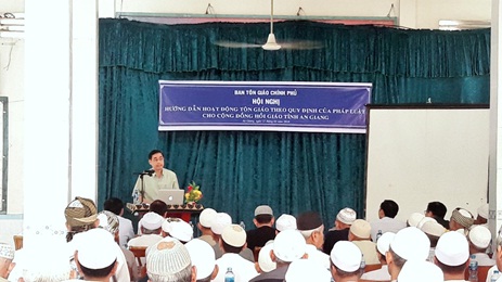 Hoi_nghi_huong_dan_hoat_dong_ton_giao_cho_Cong_dong_Hoi_giao_tai_An_Giang