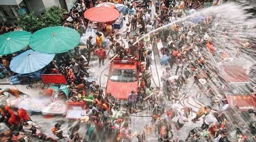 Le_hoi_te_nuoc_Songkran___Thai_Lan