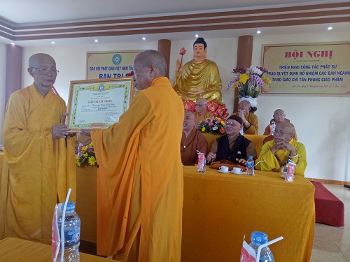 Hoi_nghi_cua_Ban_Tri_su_Giao_hoi_Phat_giao_Viet_Nam_tinh_Gia_Lai