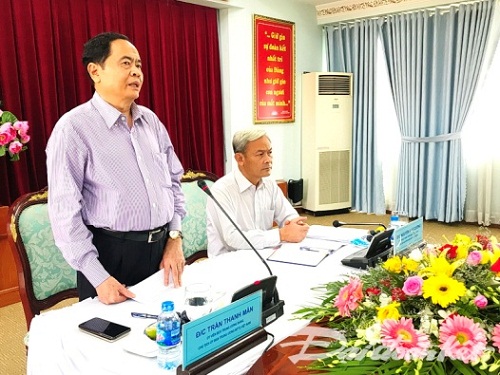 Chu_tich_Tran_Thanh_Man_lam_viec_voi_lanh_dao_tinh_Dong_Nai