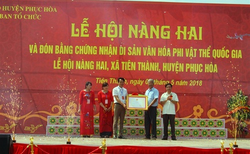 Le_hoi_Nang_Hai_va_don_Bang_chung_nhan_Di_san_van_hoa_phi_vat_the_quoc_gia_tai_tinh_Cao_Bang