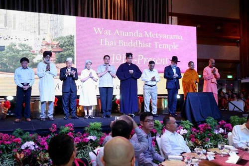 Singapore_Ky_niem_100_nam_ngoi_chua_Theravada_co_nhat